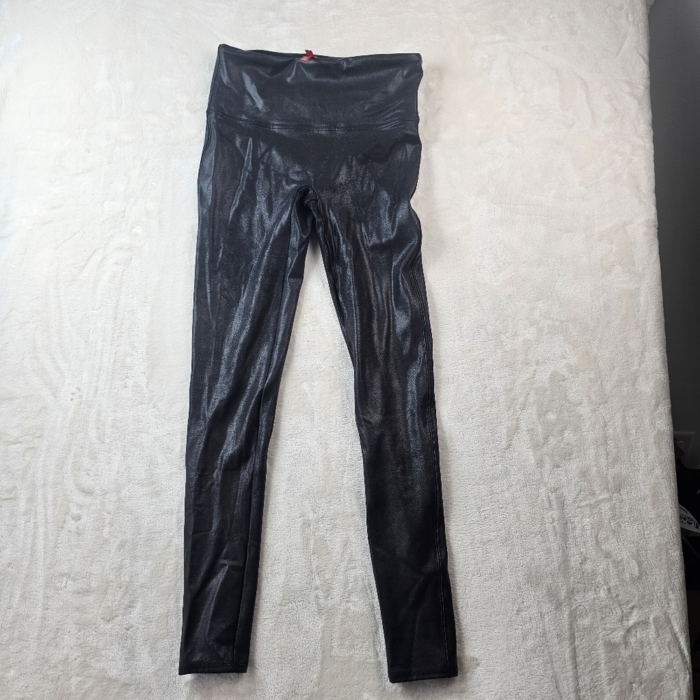 Spanx Faux Leather Leggings Women’s Medium Shiny Stretch Shimmer Black